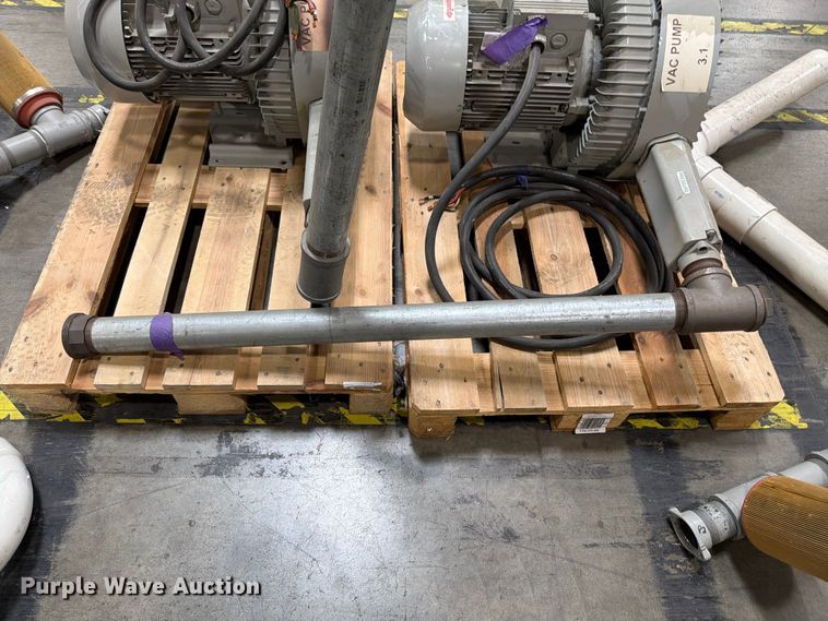 image for item FK3077 (2) Republic Blower System HRB1102 vacuum pumps