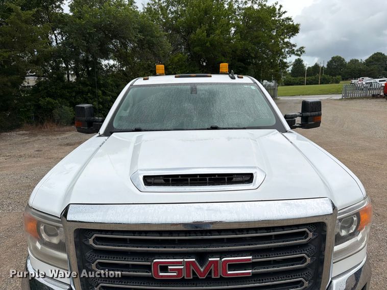 image for item FK3096 2017 GMC Sierra 3500HD Ext. Cab flatbed pickup truck