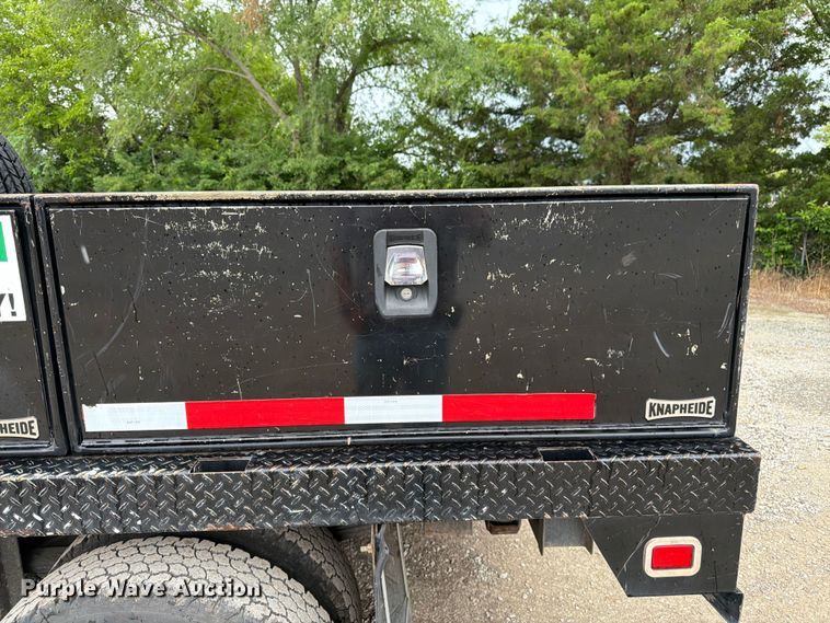 image for item FK3096 2017 GMC Sierra 3500HD Ext. Cab flatbed pickup truck