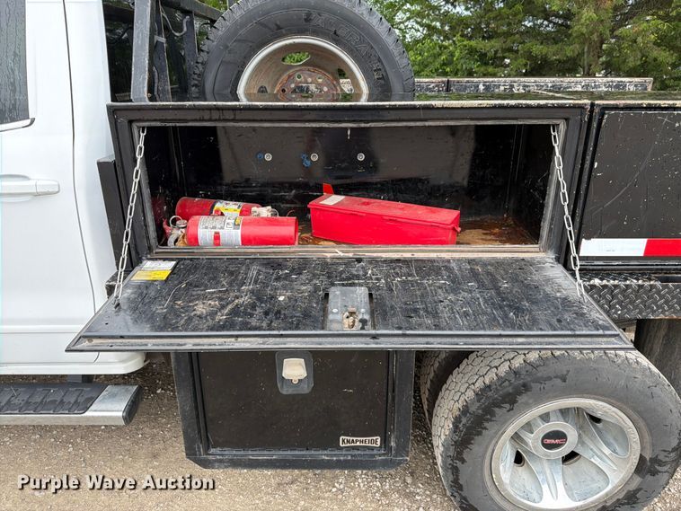 image for item FK3096 2017 GMC Sierra 3500HD Ext. Cab flatbed pickup truck