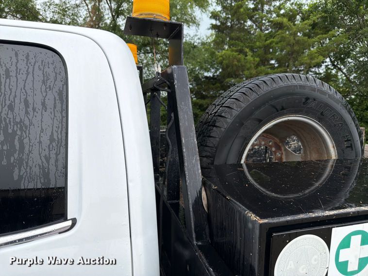 image for item FK3096 2017 GMC Sierra 3500HD Ext. Cab flatbed pickup truck