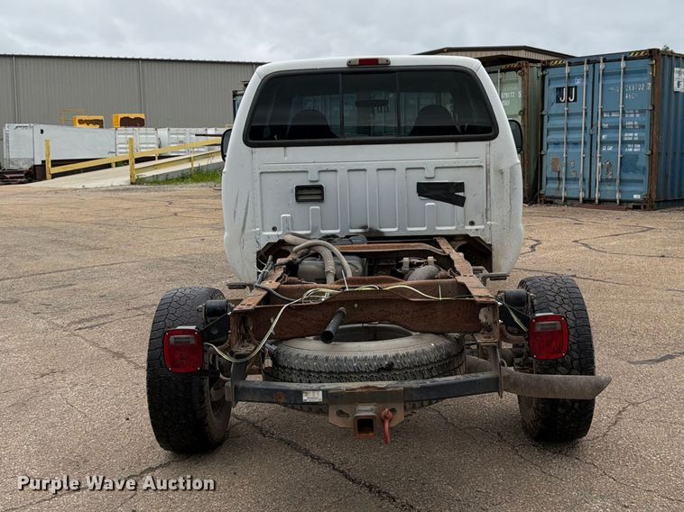 image for item FK3100 1999 Ford F250 Super Duty XLT Ext. Cab truck cab and chassis