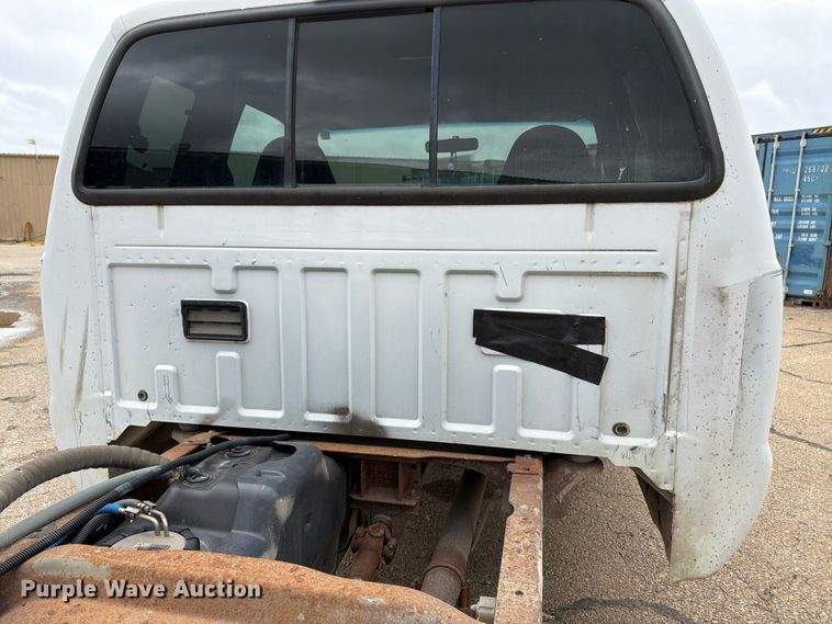 image for item FK3100 1999 Ford F250 Super Duty XLT Ext. Cab truck cab and chassis