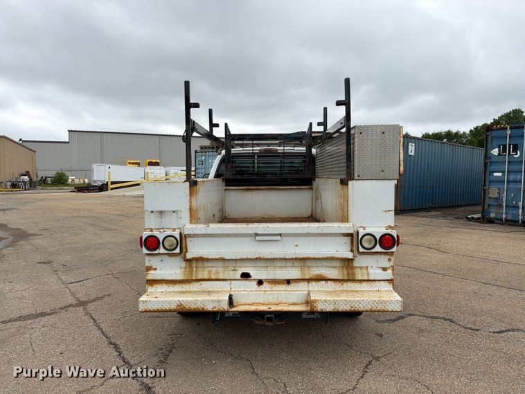 image for item FK3101 2001 Ford F250 Super Duty XL Ext. Cab utility bed pickup truck