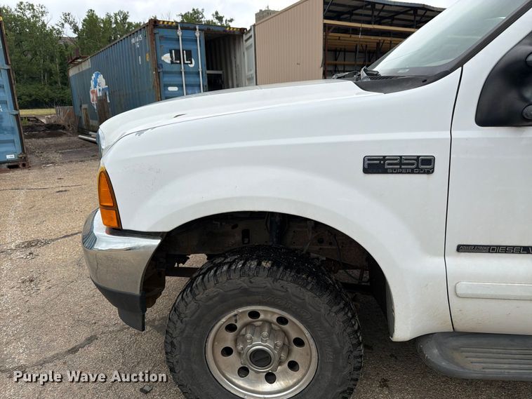image for item FK3101 2001 Ford F250 Super Duty XL Ext. Cab utility bed pickup truck