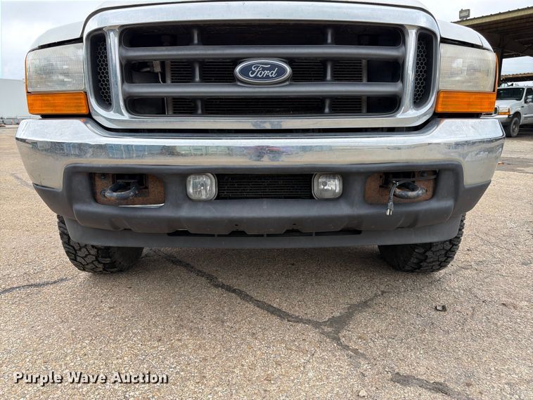 image for item FK3101 2001 Ford F250 Super Duty XL Ext. Cab utility bed pickup truck