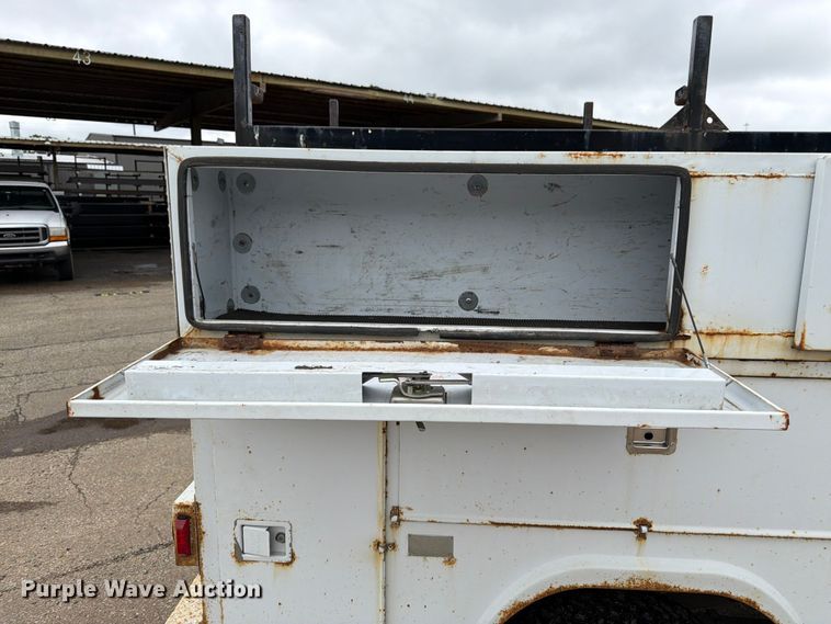 image for item FK3101 2001 Ford F250 Super Duty XL Ext. Cab utility bed pickup truck