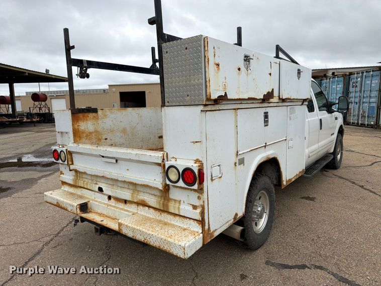 image for item FK3101 2001 Ford F250 Super Duty XL Ext. Cab utility bed pickup truck