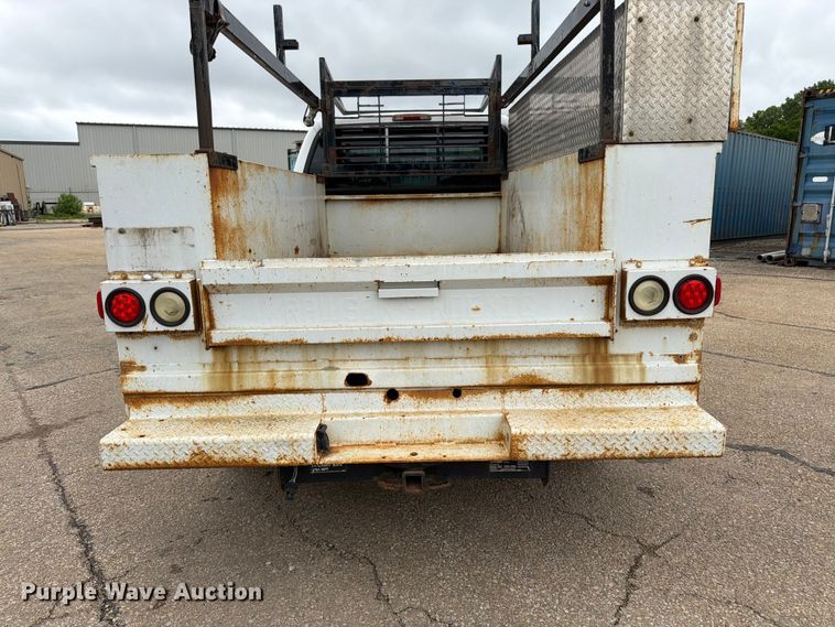 image for item FK3101 2001 Ford F250 Super Duty XL Ext. Cab utility bed pickup truck