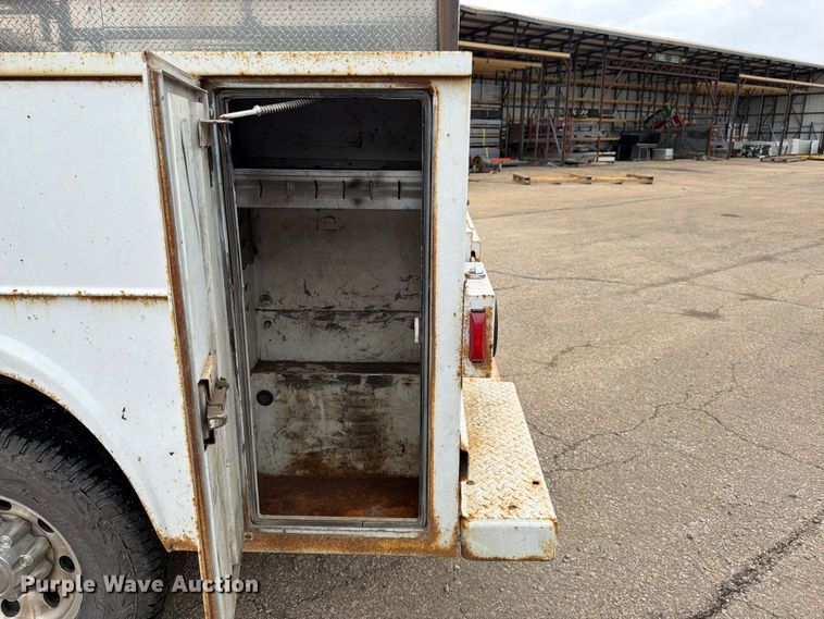 image for item FK3101 2001 Ford F250 Super Duty XL Ext. Cab utility bed pickup truck