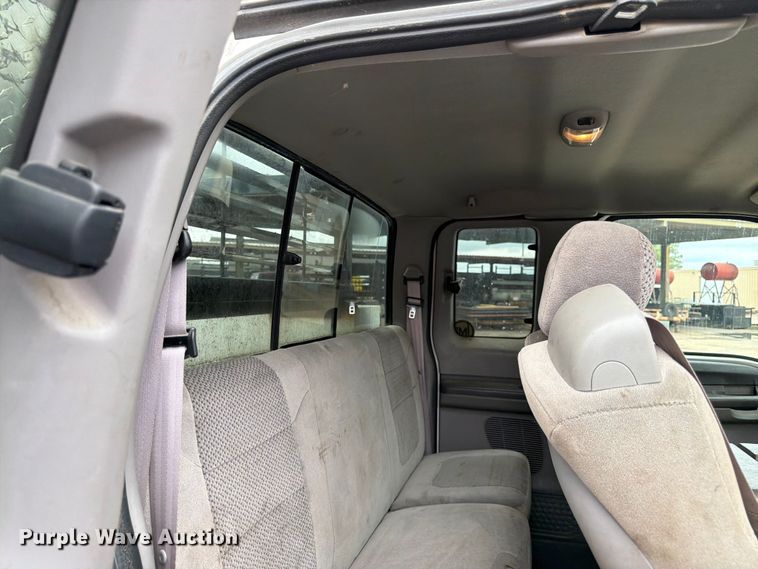 image for item FK3101 2001 Ford F250 Super Duty XL Ext. Cab utility bed pickup truck