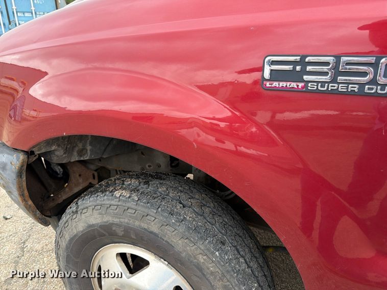 image for item FK3102 2001 Ford F350 Super Duty Crew Cab flatbed pickup truck