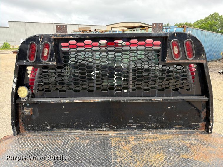 image for item FK3102 2001 Ford F350 Super Duty Crew Cab flatbed pickup truck