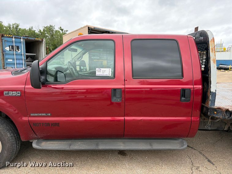 image for item FK3102 2001 Ford F350 Super Duty Crew Cab flatbed pickup truck