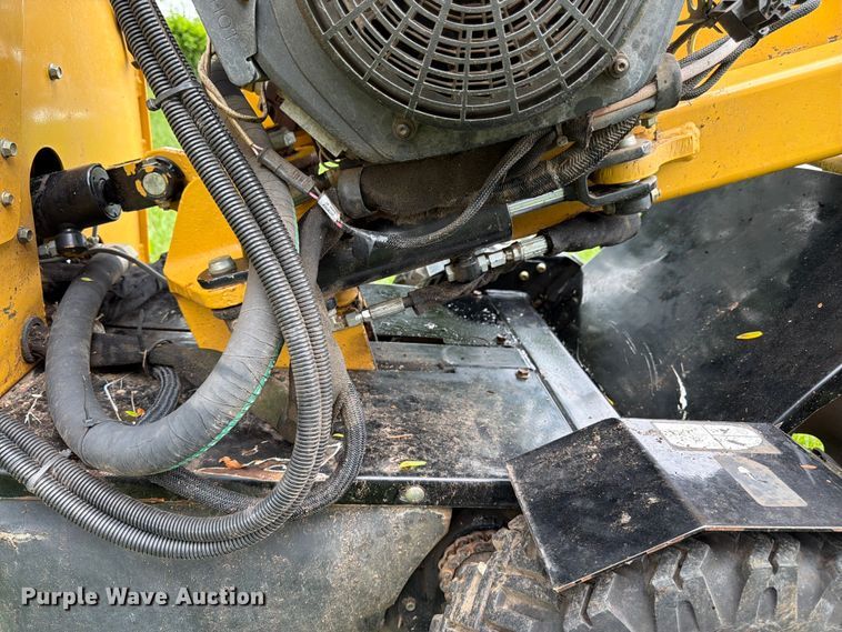 image for item FK3104 2014 Vermeer SC292 stump grinder