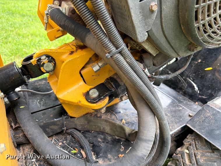 image for item FK3104 2014 Vermeer SC292 stump grinder