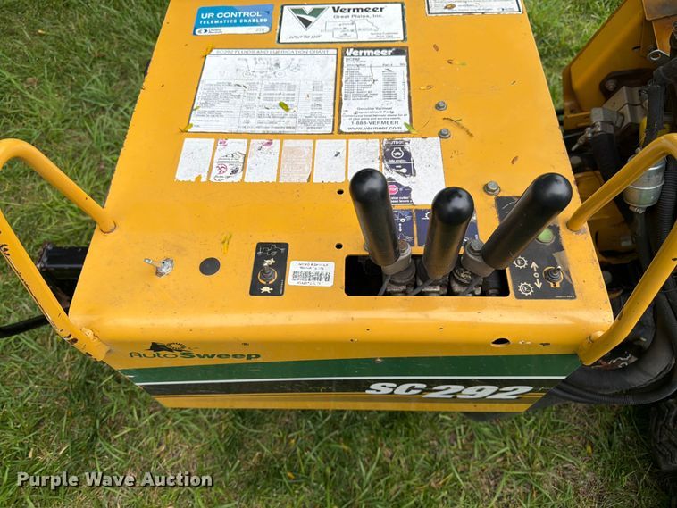image for item FK3104 2014 Vermeer SC292 stump grinder