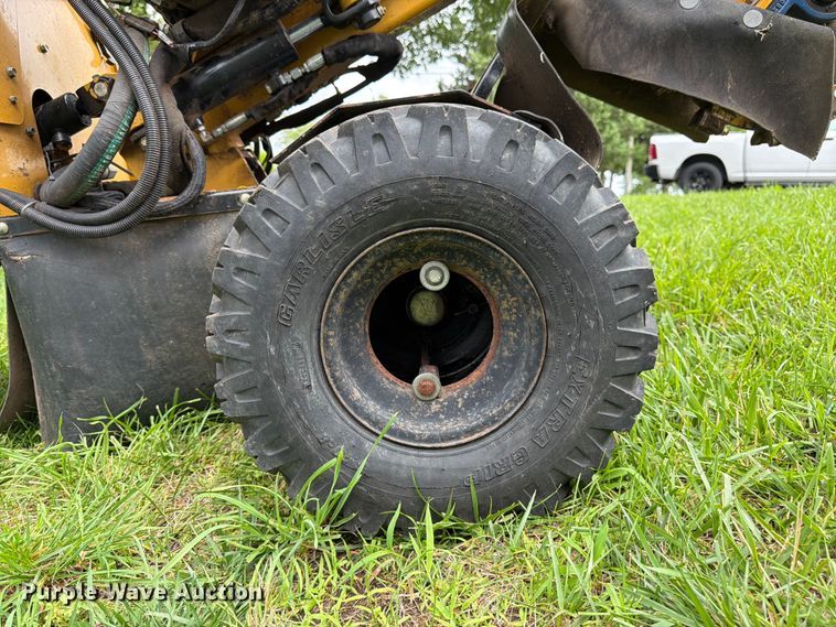 image for item FK3104 2014 Vermeer SC292 stump grinder