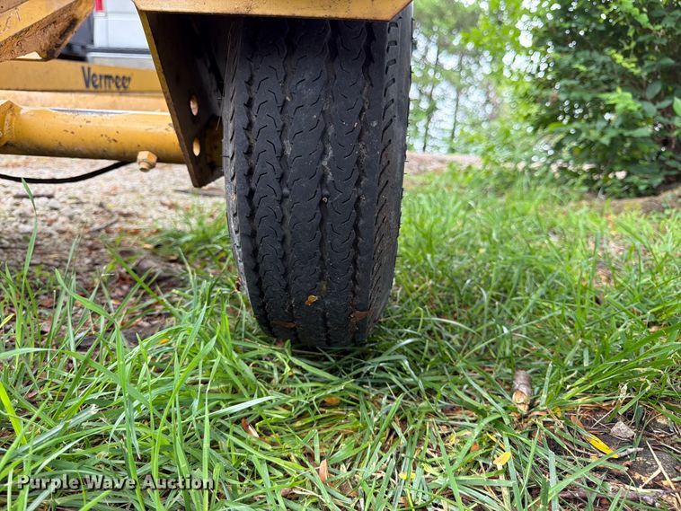 image for item FK3104 2014 Vermeer SC292 stump grinder