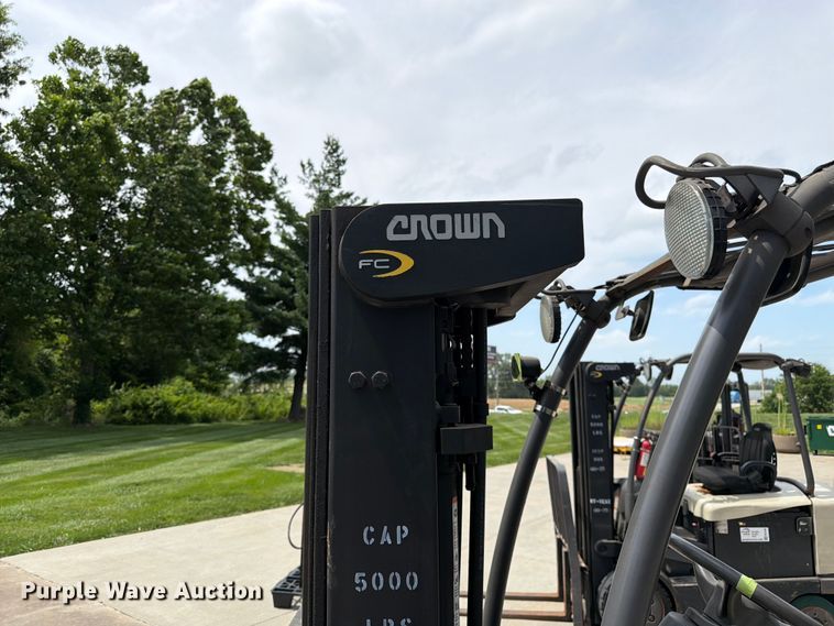 image for item FK3107 Crown FC4510-50 forklift