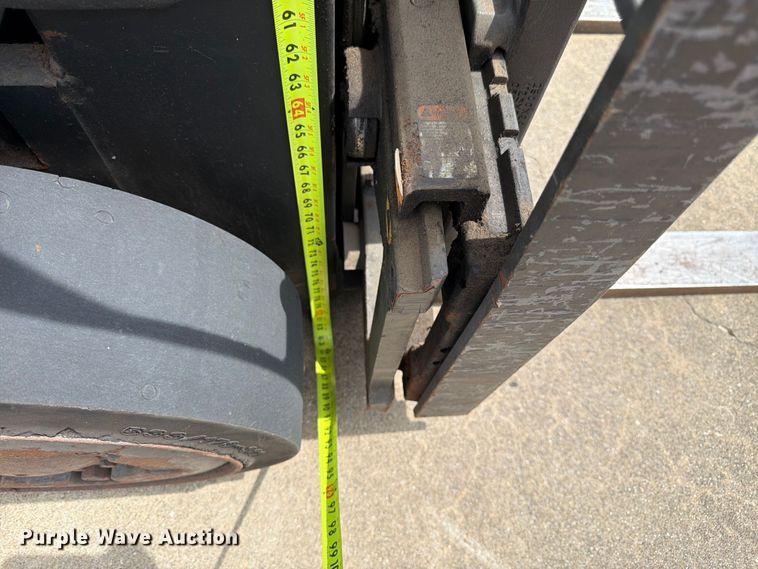 image for item FK3107 Crown FC4510-50 forklift