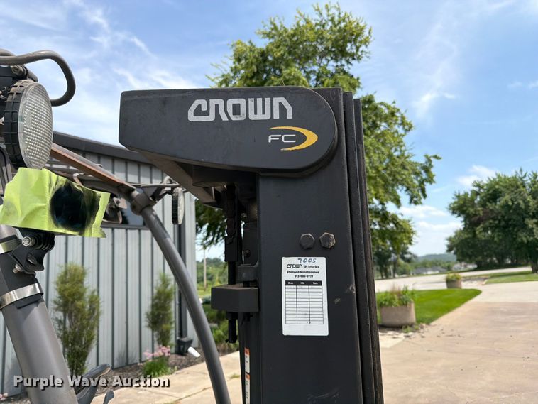 image for item FK3107 Crown FC4510-50 forklift