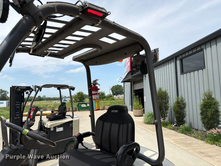 image for item FK3107 Crown FC4510-50 forklift