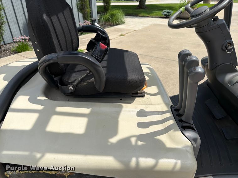 image for item FK3107 Crown FC4510-50 forklift