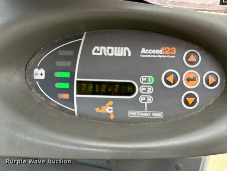 image for item FK3107 Crown FC4510-50 forklift