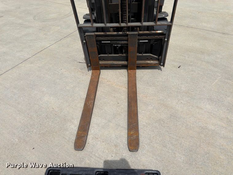 image for item FK3108 Crown FC4510-50 forklift