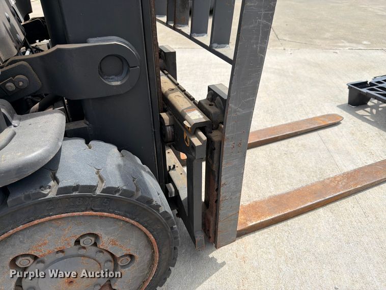 image for item FK3108 Crown FC4510-50 forklift