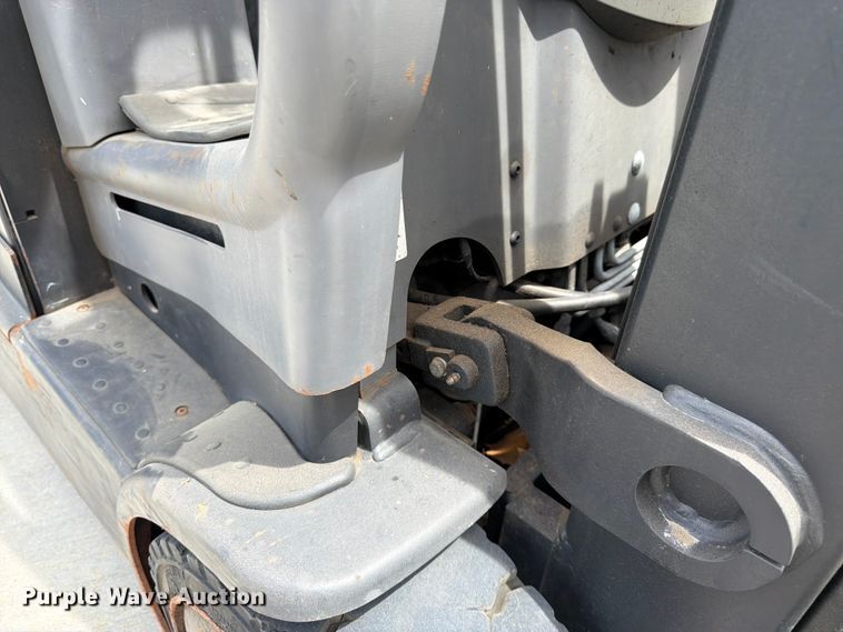 image for item FK3108 Crown FC4510-50 forklift