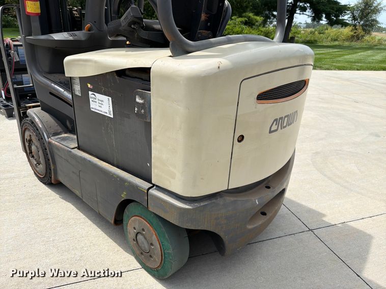 image for item FK3108 Crown FC4510-50 forklift