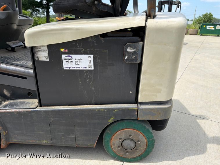 image for item FK3108 Crown FC4510-50 forklift