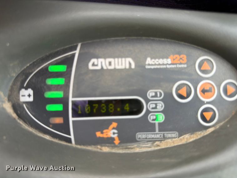 image for item FK3108 Crown FC4510-50 forklift