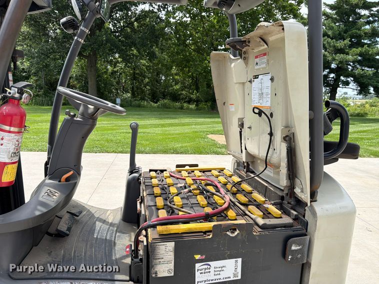 image for item FK3108 Crown FC4510-50 forklift