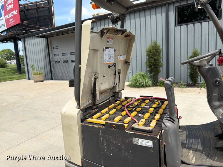 image for item FK3108 Crown FC4510-50 forklift