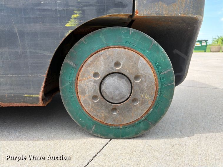 image for item FK3108 Crown FC4510-50 forklift