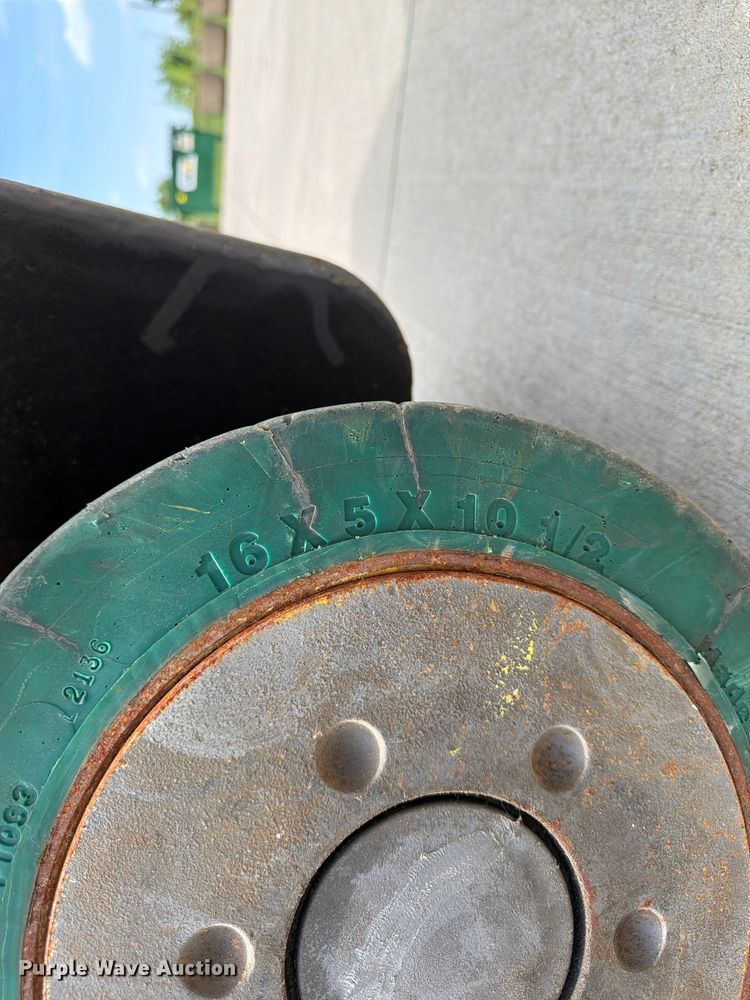 image for item FK3108 Crown FC4510-50 forklift