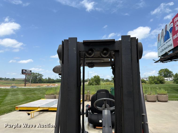 image for item FK3109 Crown FC4510-50 forklift