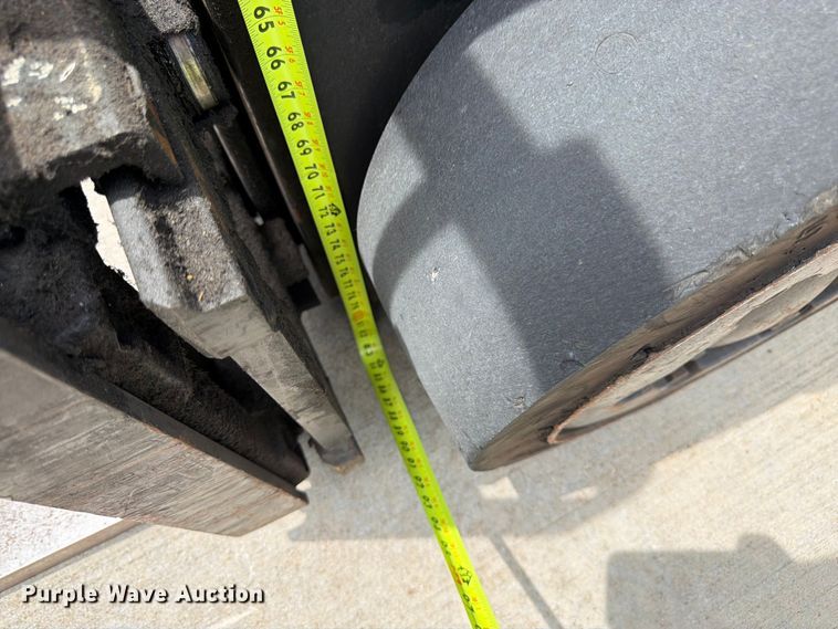 image for item FK3109 Crown FC4510-50 forklift