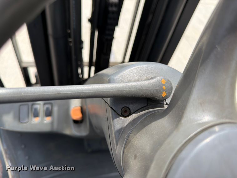 image for item FK3109 Crown FC4510-50 forklift