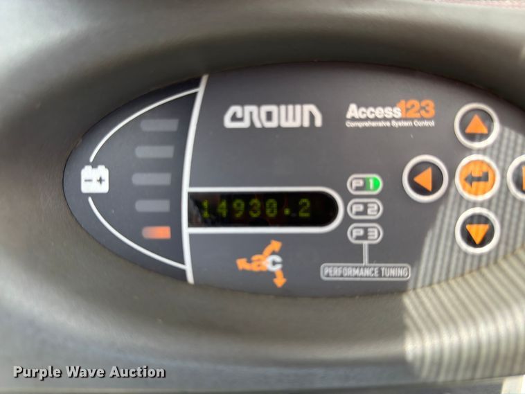 image for item FK3109 Crown FC4510-50 forklift