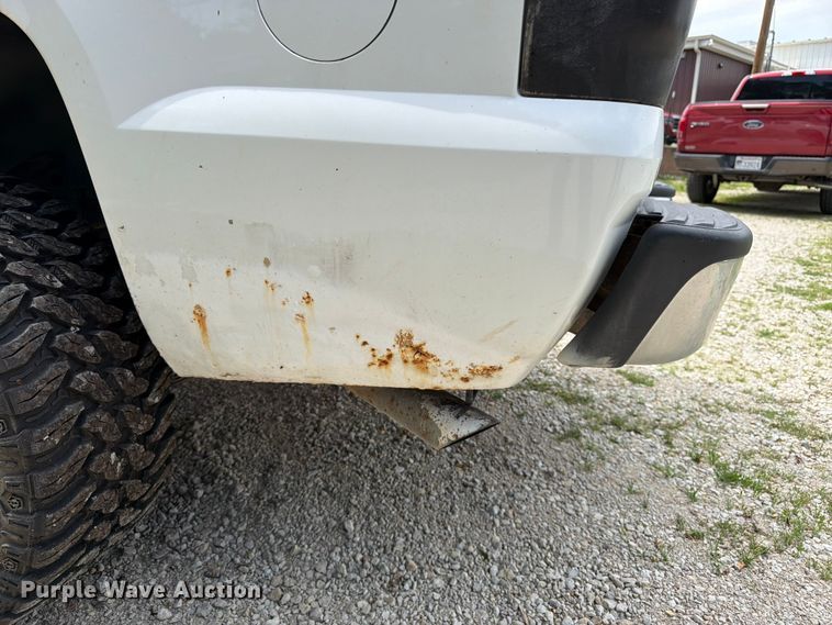 image for item FK3113 2007 Chevrolet Avalanche Crew Cab pickup truck