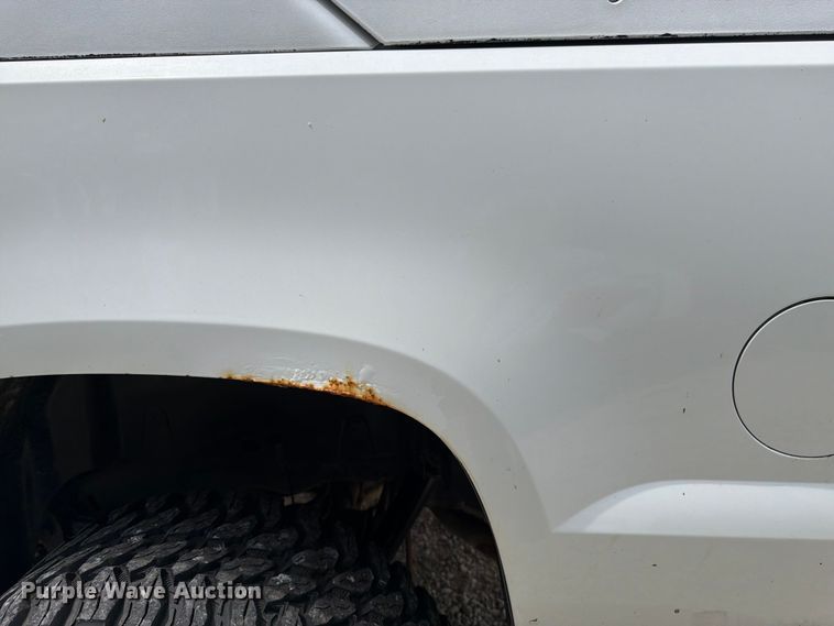 image for item FK3113 2007 Chevrolet Avalanche Crew Cab pickup truck