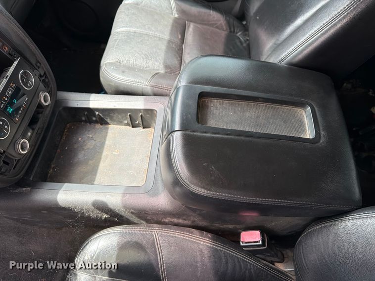 image for item FK3113 2007 Chevrolet Avalanche Crew Cab pickup truck