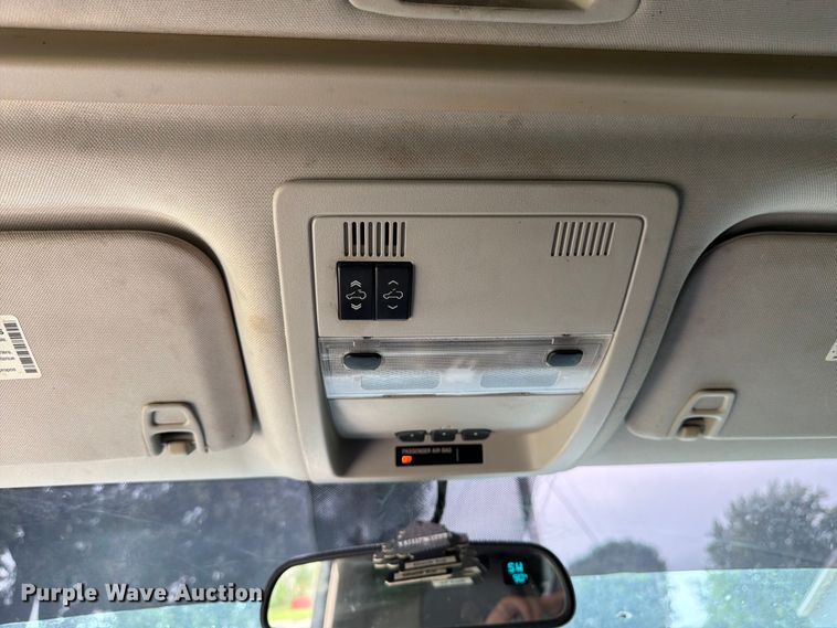 image for item FK3113 2007 Chevrolet Avalanche Crew Cab pickup truck