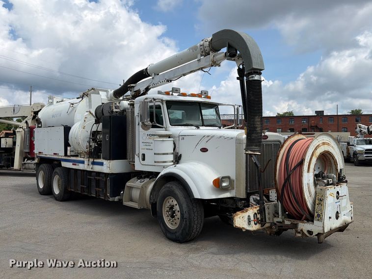 image for item FK4054 2007 Peterbilt 357 sewer jetter truck
