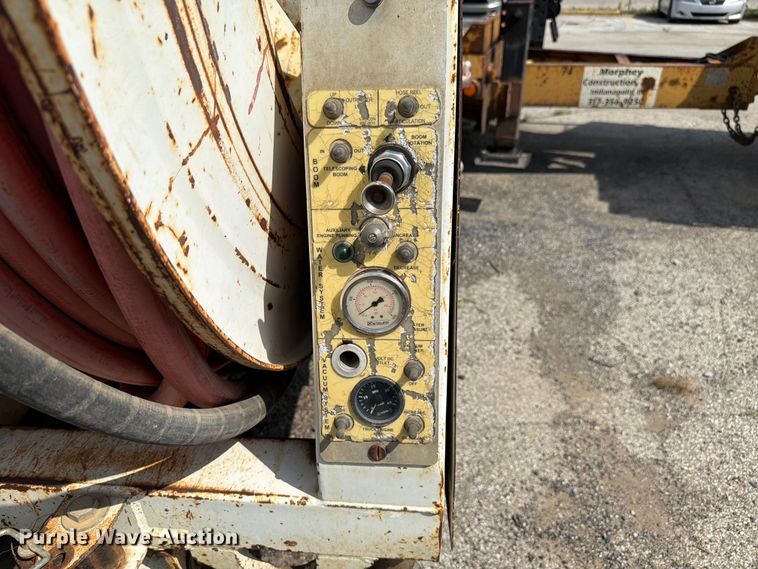 image for item FK4054 2007 Peterbilt 357 sewer jetter truck