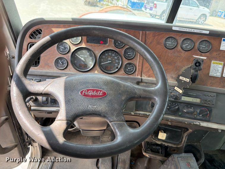 image for item FK4054 2007 Peterbilt 357 sewer jetter truck
